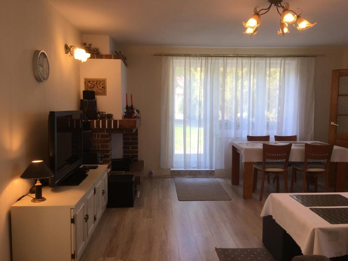 Domek Letni Na Wakacje W Rumi Rahmel Exterior foto